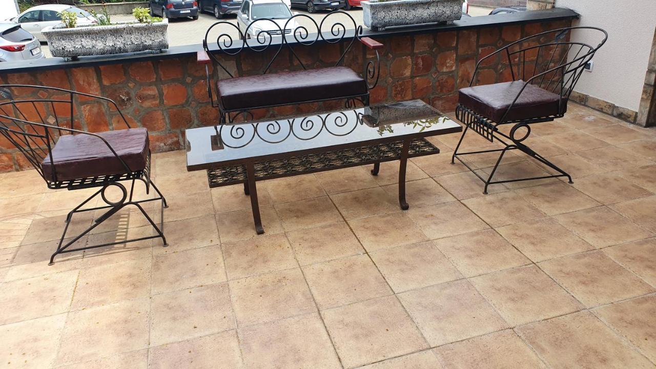 Castello Inn Smederevska Palanka Eksteriør billede