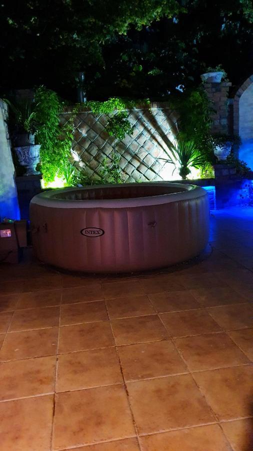 Castello Inn Smederevska Palanka Eksteriør billede