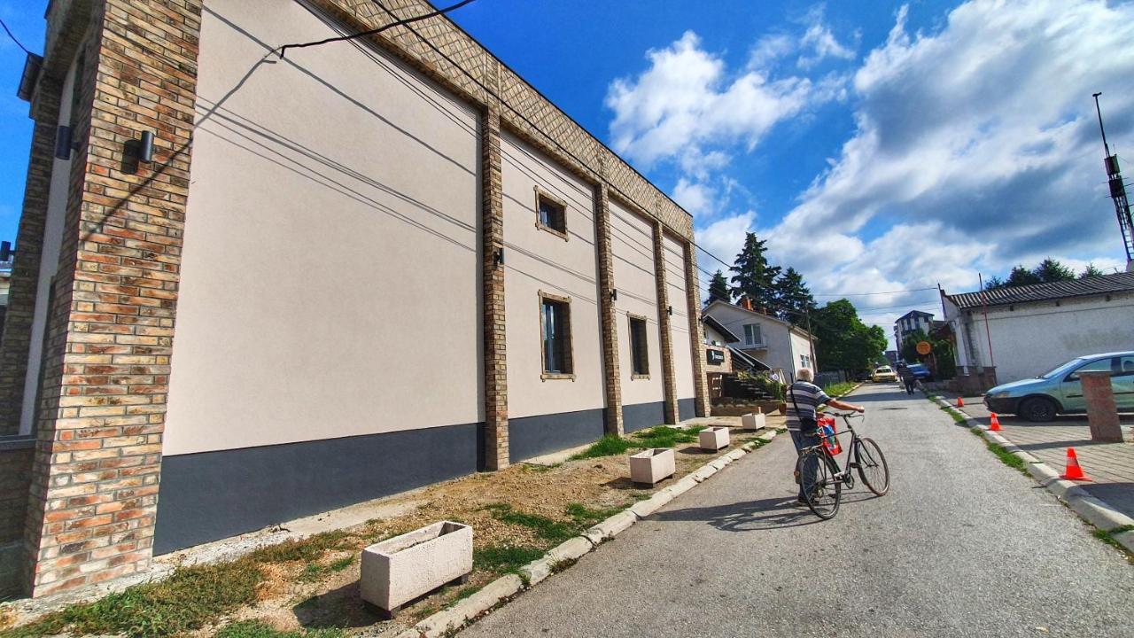 Castello Inn Smederevska Palanka Eksteriør billede
